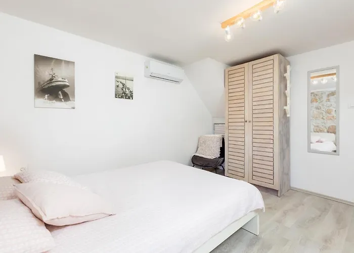Otto Case de vacanță Punat